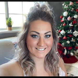 Meet your Posher, Kelsey